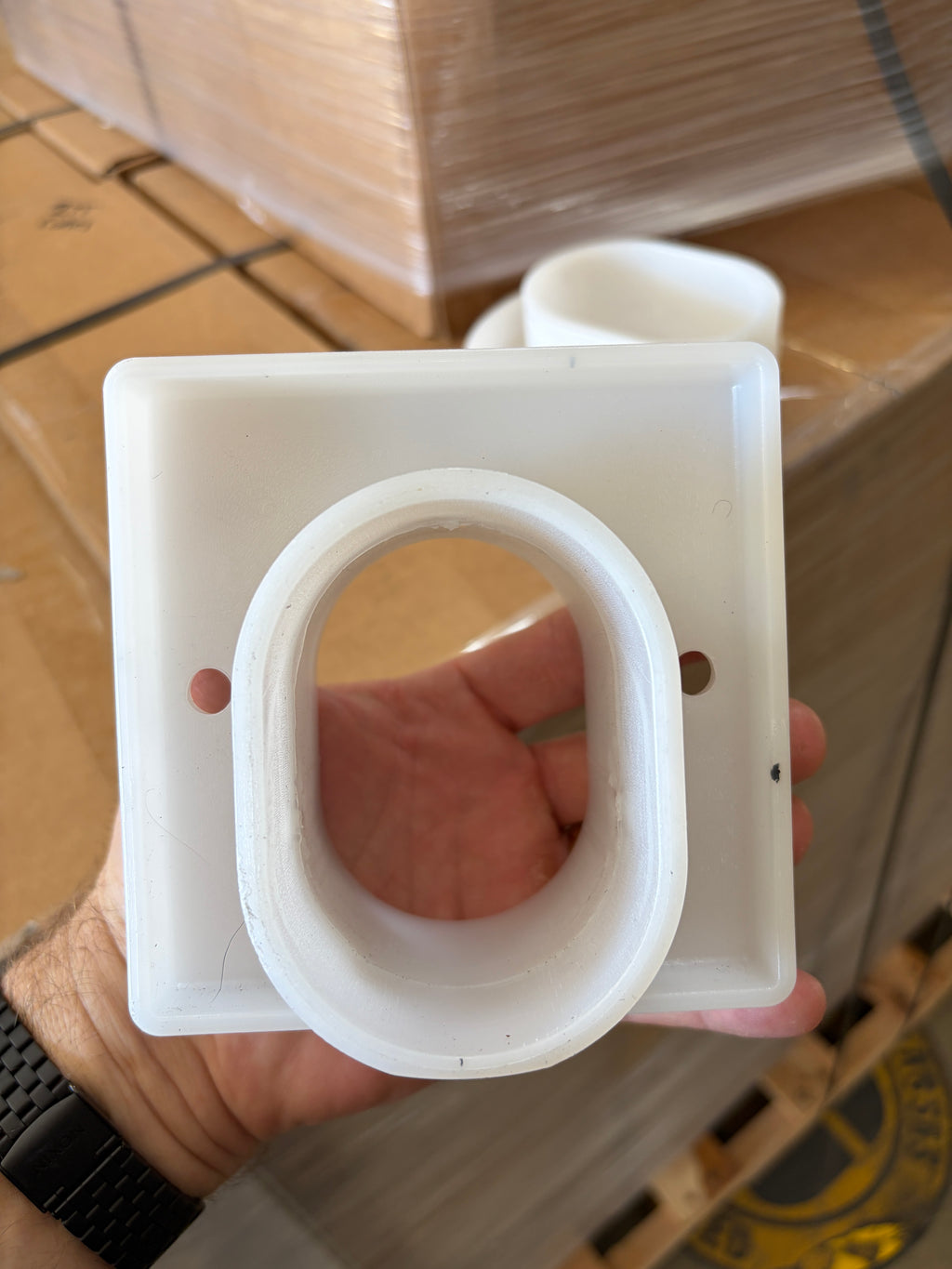 Square Fence Donut (100)