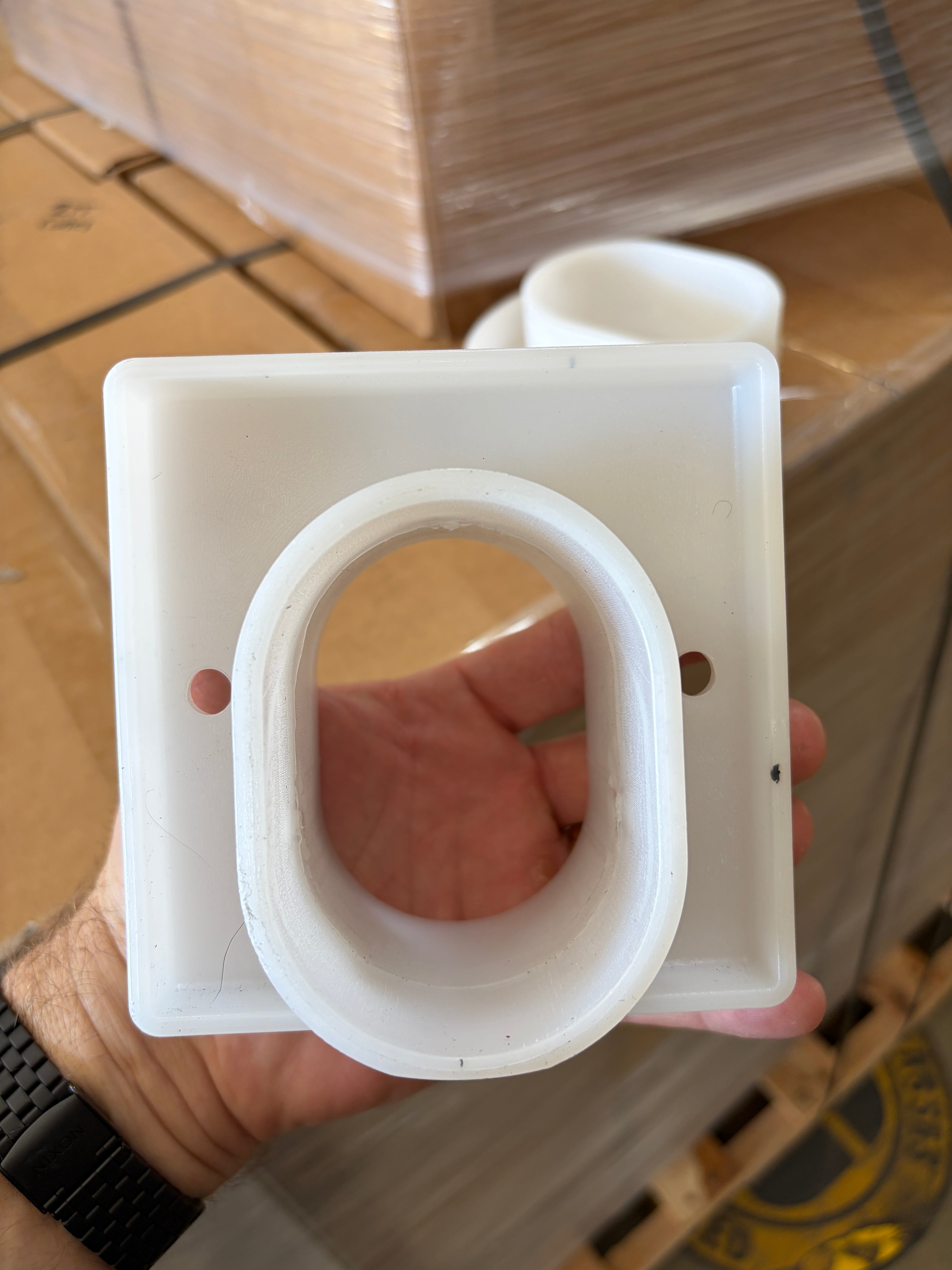 Square Fence Donut (100)